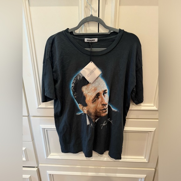 Daydreamer Small Johnny Cash Graphic Top. 🖤⚡️ - Picture 5 of 7